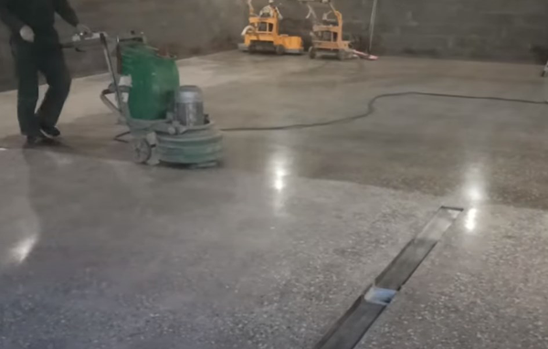 Знепилення бетонної підлоги