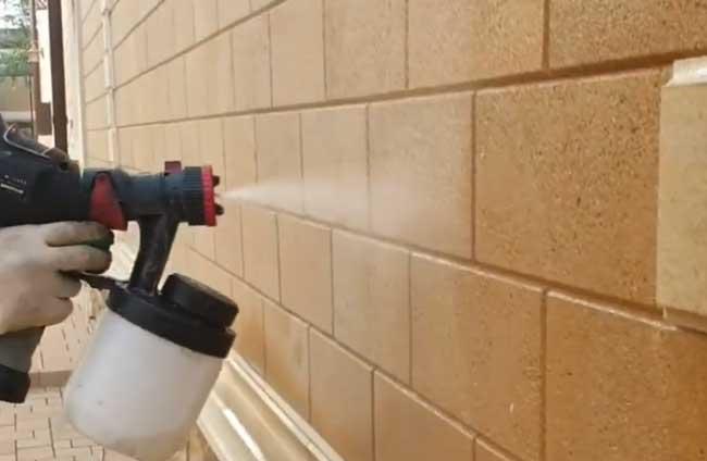 Декоративна цегла чим покрити