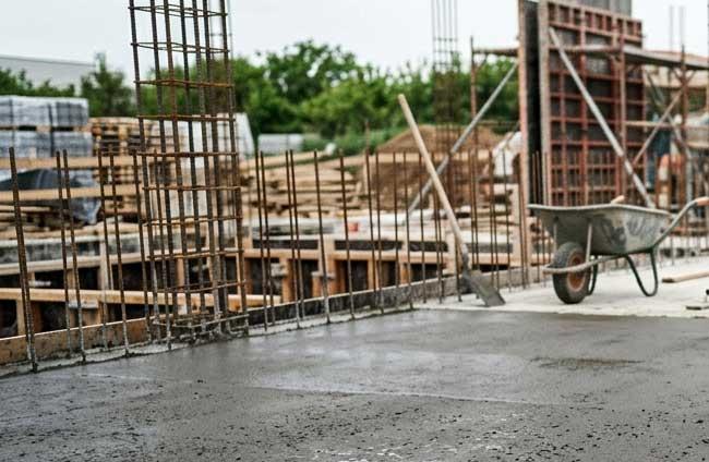 Як довго сохне бетон: терміни та етапи затвердіння